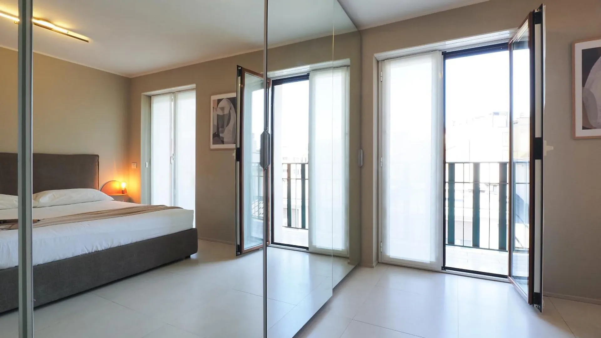 Apartamento Elegante, Spazioso E Silenzioso Nel Cuore Di Milano